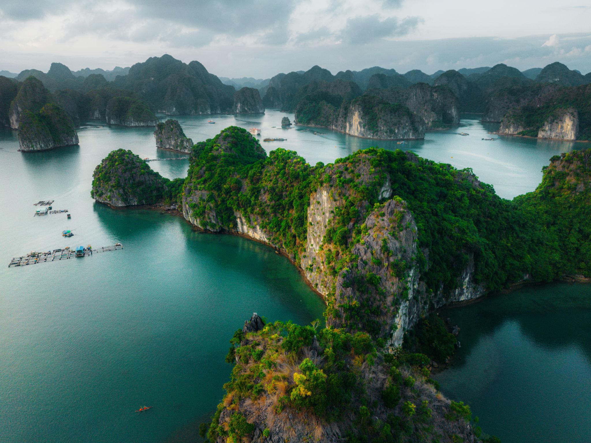 Ha Long Bay 2-Day Itinerary: Costs and What to Expect