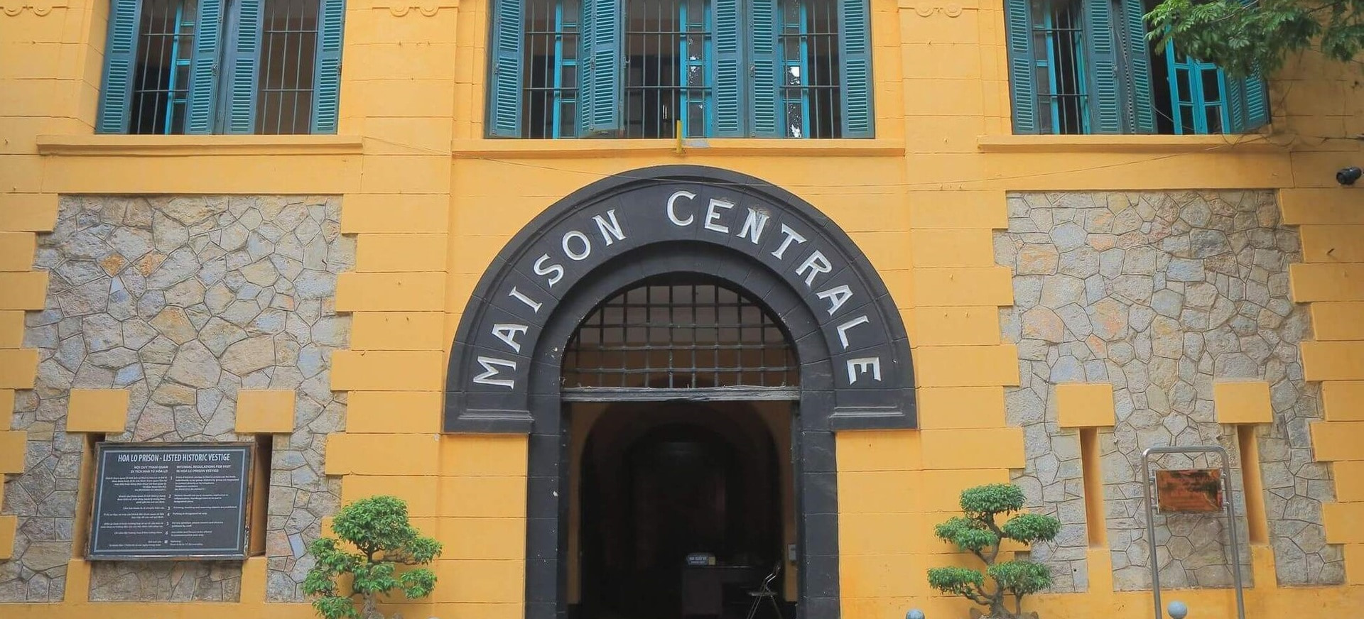 Hoa Lo Prison Hanoi: Tickets, Hours & What to See (2026)